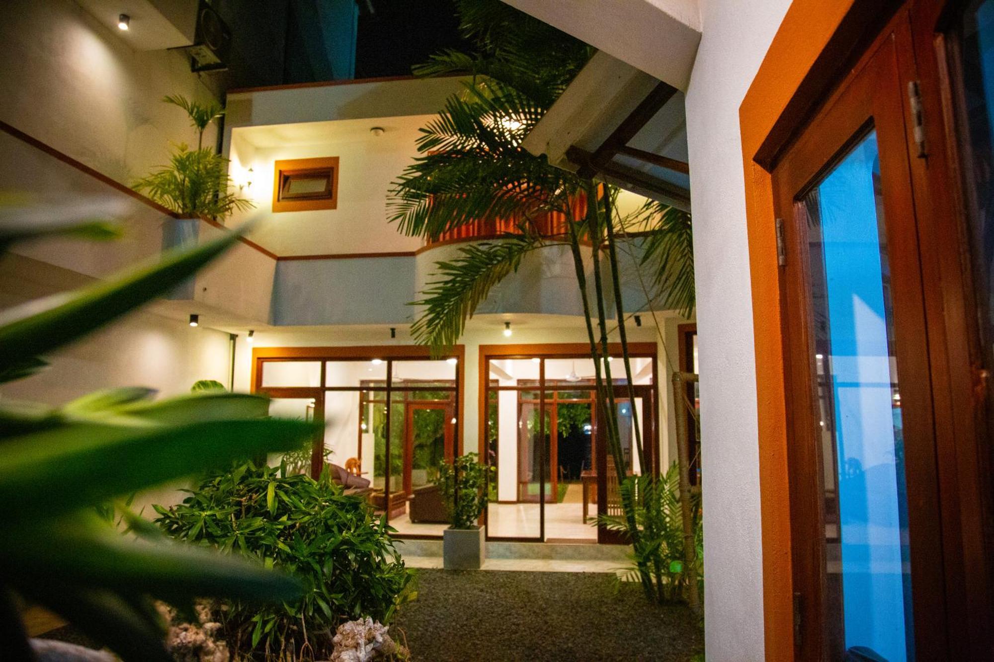 Riverside Inn Fuji Bentota Exterior foto