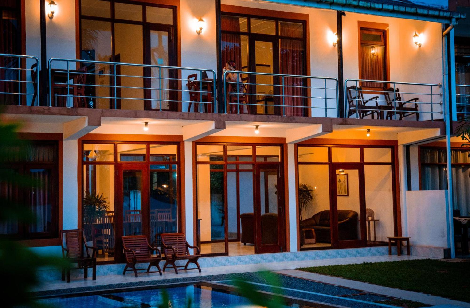 Riverside Inn Fuji Bentota Exterior foto